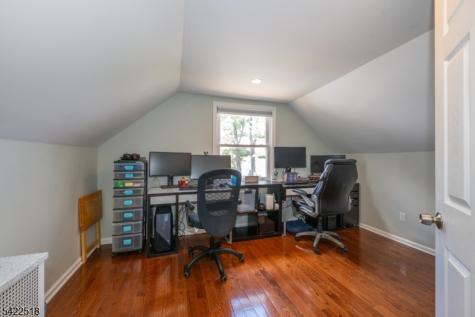19 Bond Place West Caldwell NJ 07006