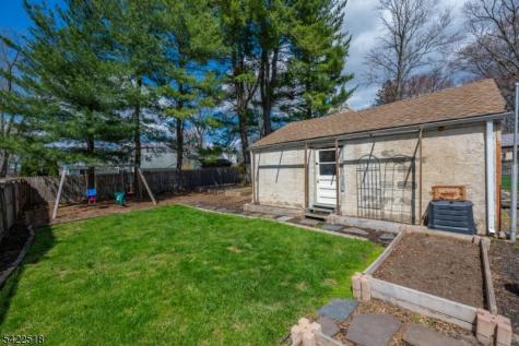 19 Bond Place West Caldwell NJ 07006