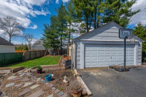19 Bond Place West Caldwell NJ 07006