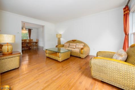 8 Overlook Drive Riverdale NJ 07457