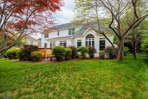 8 Overlook Drive Riverdale NJ 07457