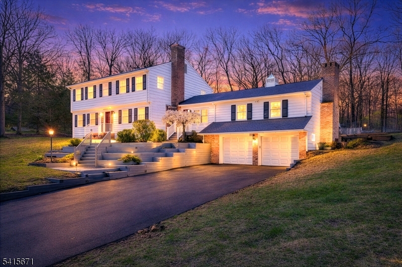 54 Robin Glen Road Watchung NJ 07069