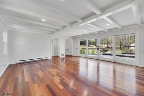 54 Robin Glen Road Watchung NJ 07069