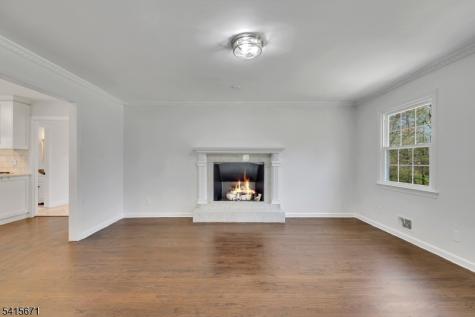 54 Robin Glen Road Watchung NJ 07069