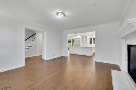 54 Robin Glen Road Watchung NJ 07069
