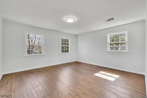 54 Robin Glen Road Watchung NJ 07069