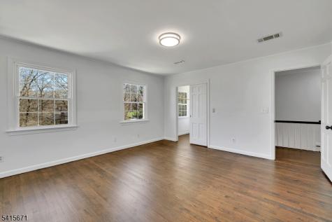 54 Robin Glen Road Watchung NJ 07069