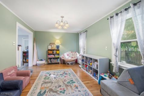 454 S Maple Avenue Glen Rock NJ 07452