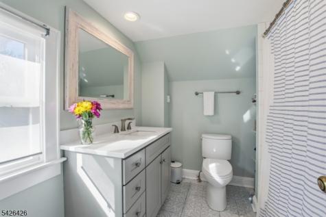 454 S Maple Avenue Glen Rock NJ 07452
