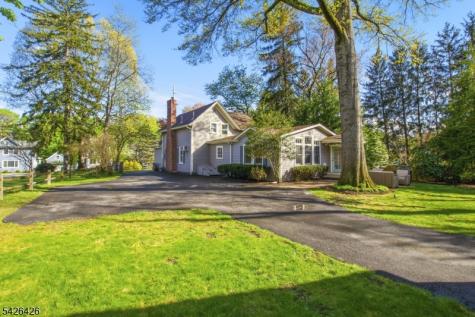 454 S Maple Avenue Glen Rock NJ 07452
