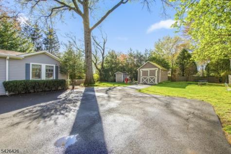 454 S Maple Avenue Glen Rock NJ 07452