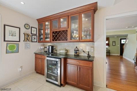 99 Lynwood Road Verona NJ 07044