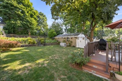 99 Lynwood Road Verona NJ 07044