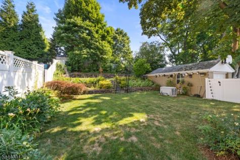 99 Lynwood Road Verona NJ 07044