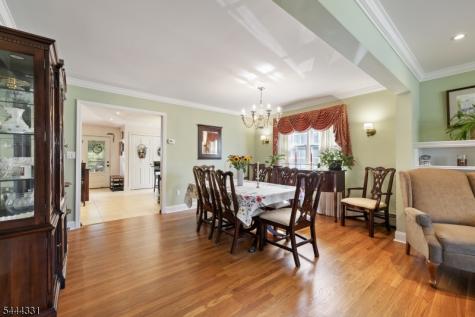 99 Lynwood Road Verona NJ 07044