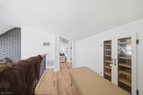 7 Pathfinder Trail Jefferson NJ 07885