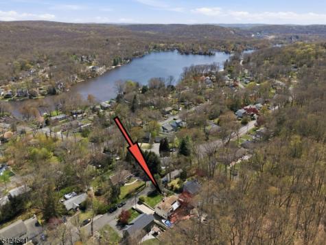 7 Pathfinder Trail Jefferson NJ 07885