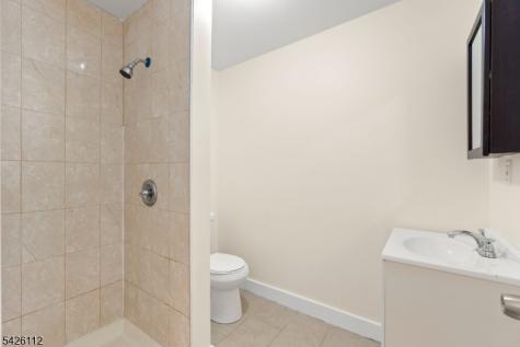 162 Columbia Avenue Newark NJ 07106