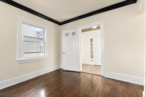 162 Columbia Avenue Newark NJ 07106