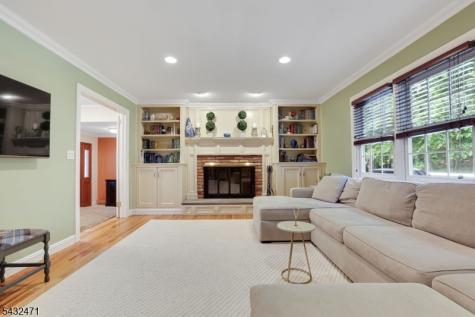 7 Pontiac Drive Wayne NJ 07470