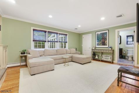 7 Pontiac Drive Wayne NJ 07470