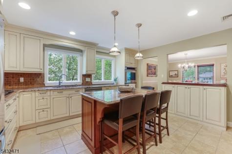 7 Pontiac Drive Wayne NJ 07470