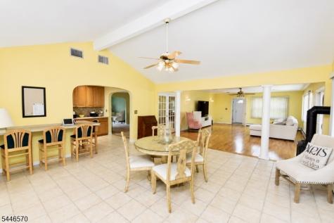 6 Wilrue Parkway Pequannock NJ 07444