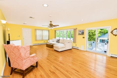 6 Wilrue Parkway Pequannock NJ 07444