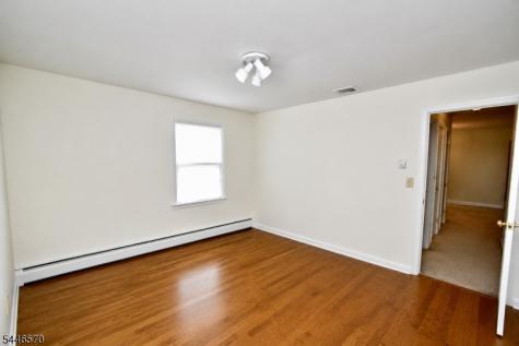 6 Wilrue Parkway Pequannock NJ 07444