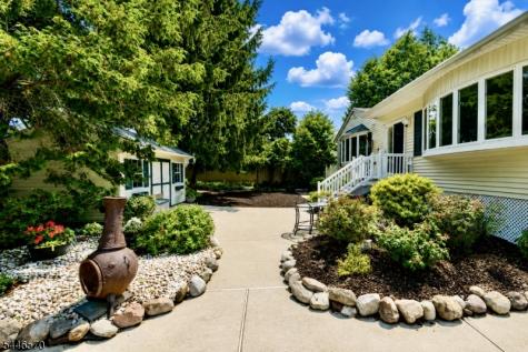 6 Wilrue Parkway Pequannock NJ 07444