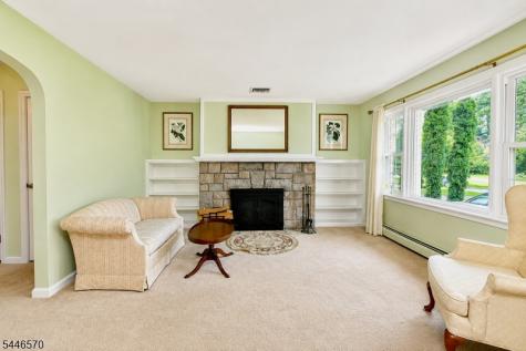 6 Wilrue Parkway Pequannock NJ 07444