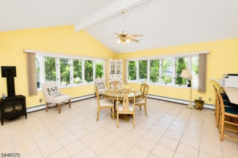 6 Wilrue Parkway Pequannock NJ 07444