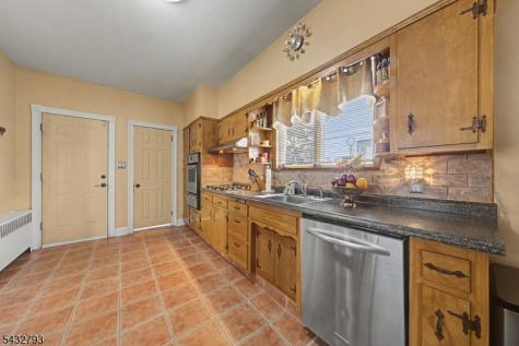 101 Chamberlain Avenue Paterson NJ 07502