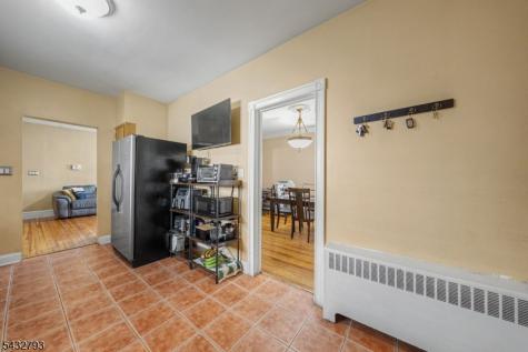 101 Chamberlain Avenue Paterson NJ 07502