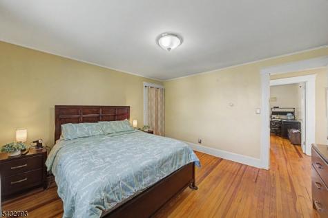101 Chamberlain Avenue Paterson NJ 07502