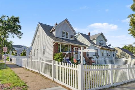 101 Chamberlain Avenue Paterson NJ 07502