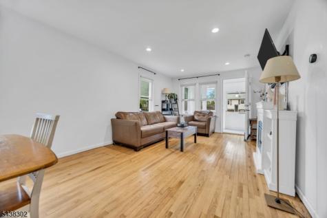182 Baltimore Avenue Cranford NJ 07016