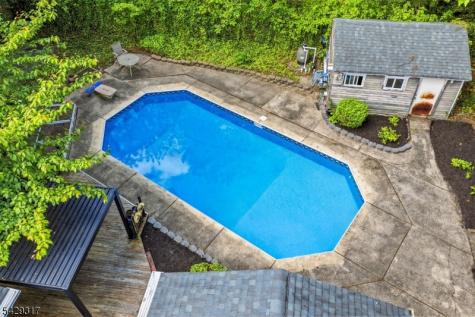 710 Viscount Drive Toms River Township NJ 08753