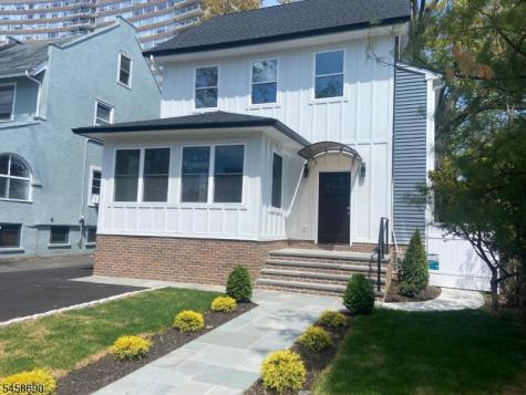6 Melrose Avenue East Orange NJ 07018