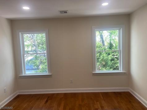 6 Melrose Avenue East Orange NJ 07018