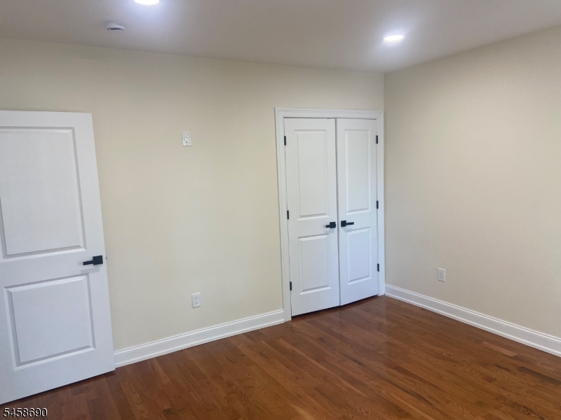 6 Melrose Avenue East Orange NJ 07018
