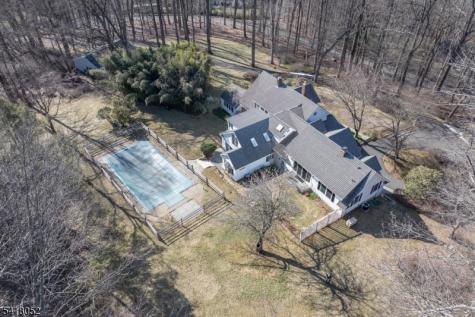 131 Post Kunhardt Road Bernardsville NJ 07924