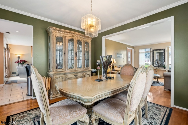 40 Champlain Way Franklin NJ 08823