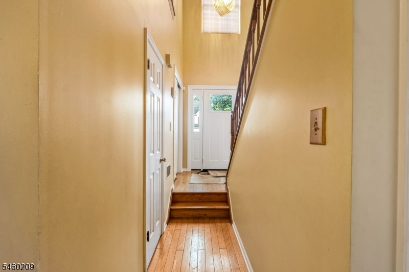 40 Champlain Way Franklin NJ 08823