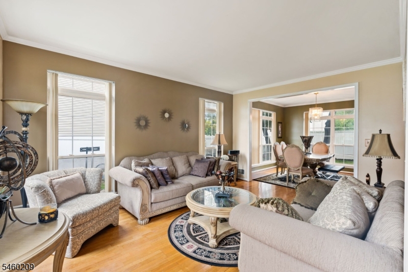 40 Champlain Way Franklin NJ 08823