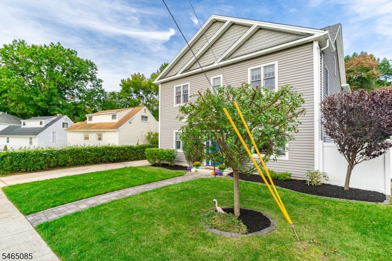 27 Marshall Place Sayreville NJ 08872