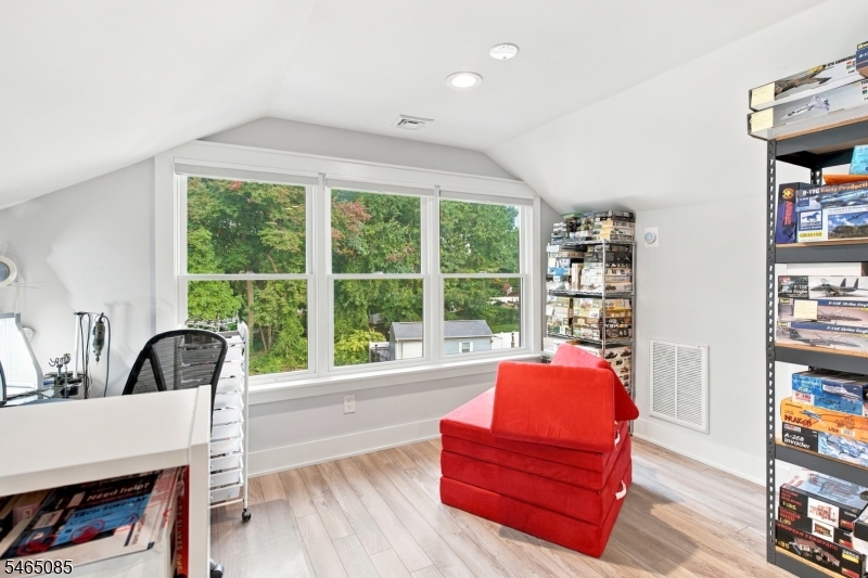 27 Marshall Place Sayreville NJ 08872