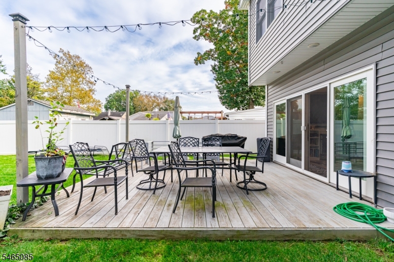 27 Marshall Place Sayreville NJ 08872