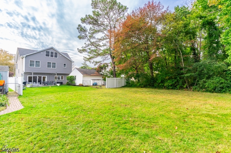 27 Marshall Place Sayreville NJ 08872