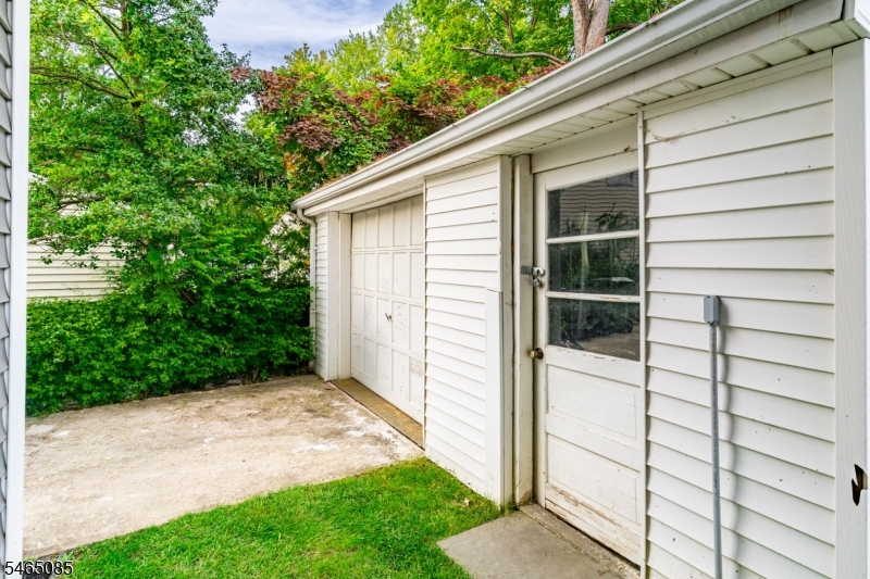27 Marshall Place Sayreville NJ 08872